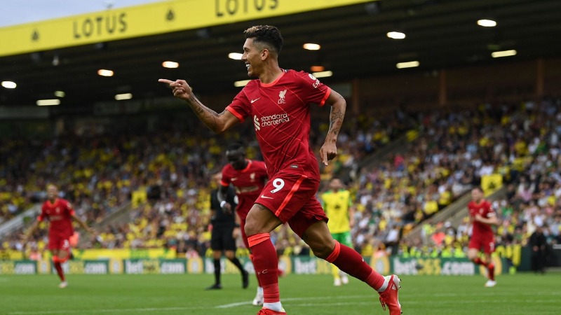 Số 9 Ảo Là Gì? Nghệ Thuật Chiếm Lĩnh Khoảng Không Bóng Đá