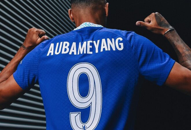 Khám Phá Ý Nghĩa Số Áo 9 Trong Bóng Đá Có Thể Bạn Chưa Biết